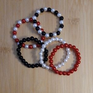 Stretch Beaded Bracelets. Apx 6" Bundle Of 5